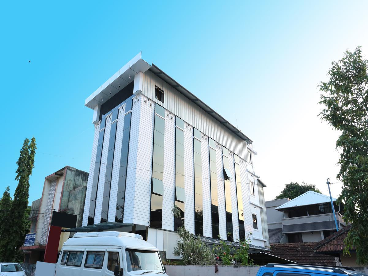 Hotel Qube Kochi 外观 照片